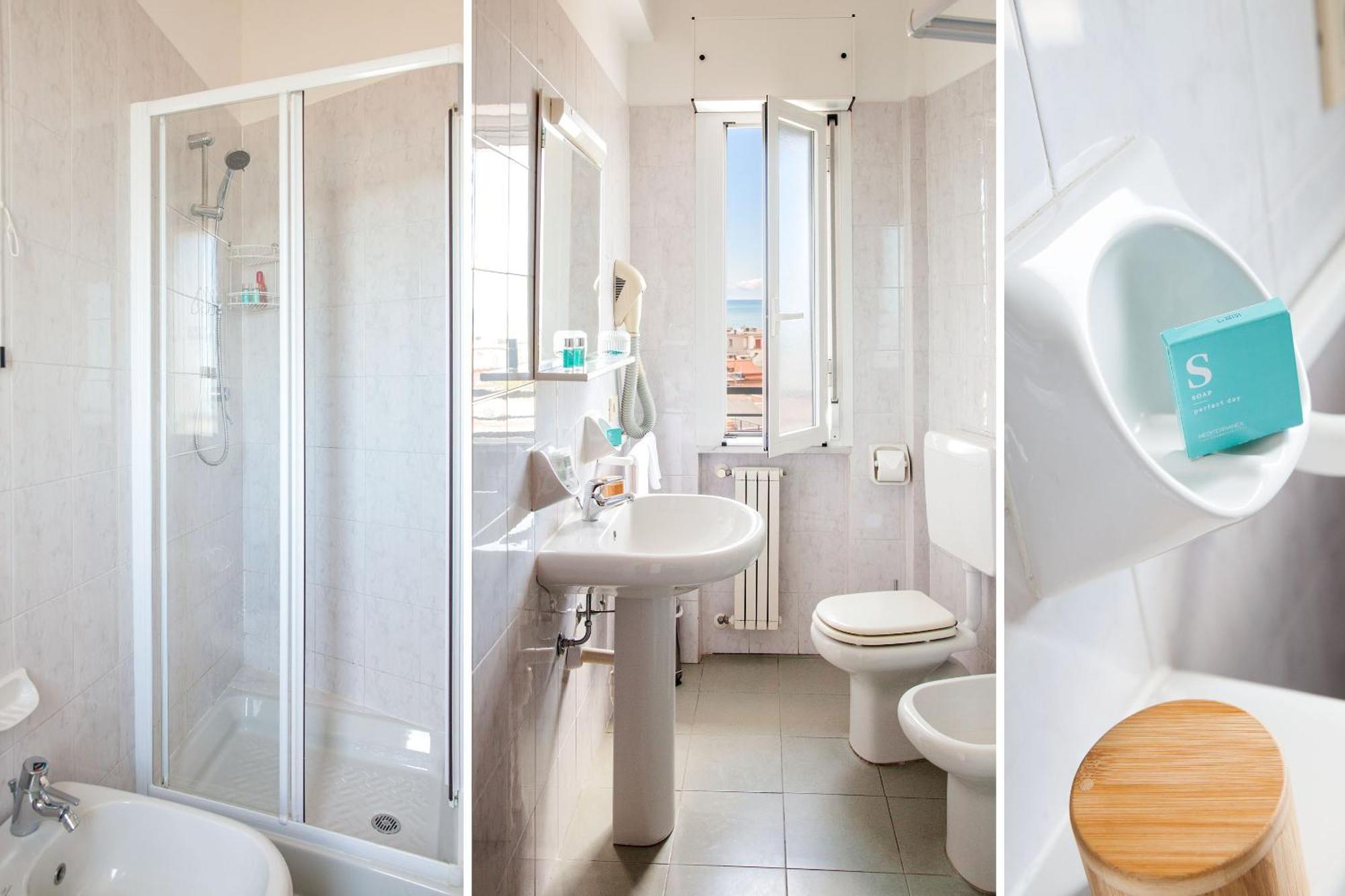 Hotel Tritone Laigueglia Bagian luar foto